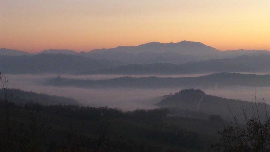 Poggio Dei Prugnoli Tavoleto Exterior foto